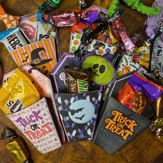 Trick-or-Treat Loaded Candy Pocket Tags